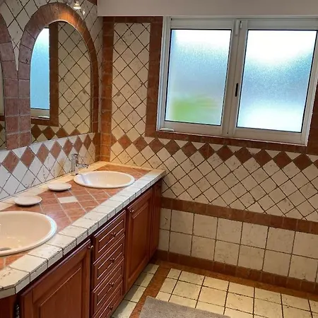 Propriete Maria Avec Grande Piscine Vallauris